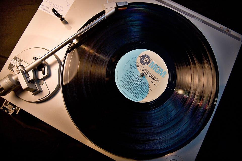 records-mgm